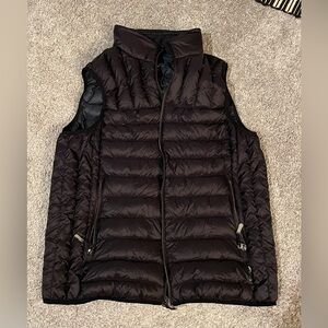 Tumi Pax Pillow Puffer Vest